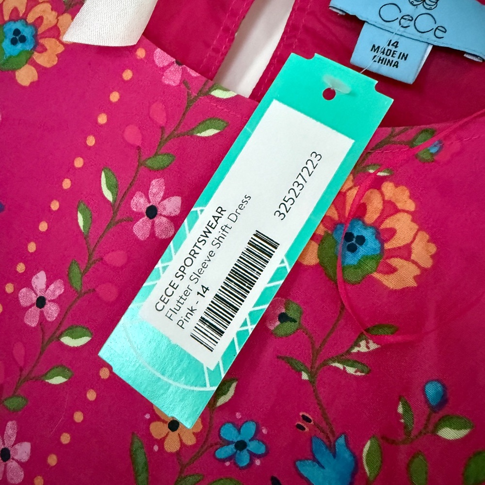 Cece Flutter Sleeve Shift Dress - NWT - Picture 3 of 6